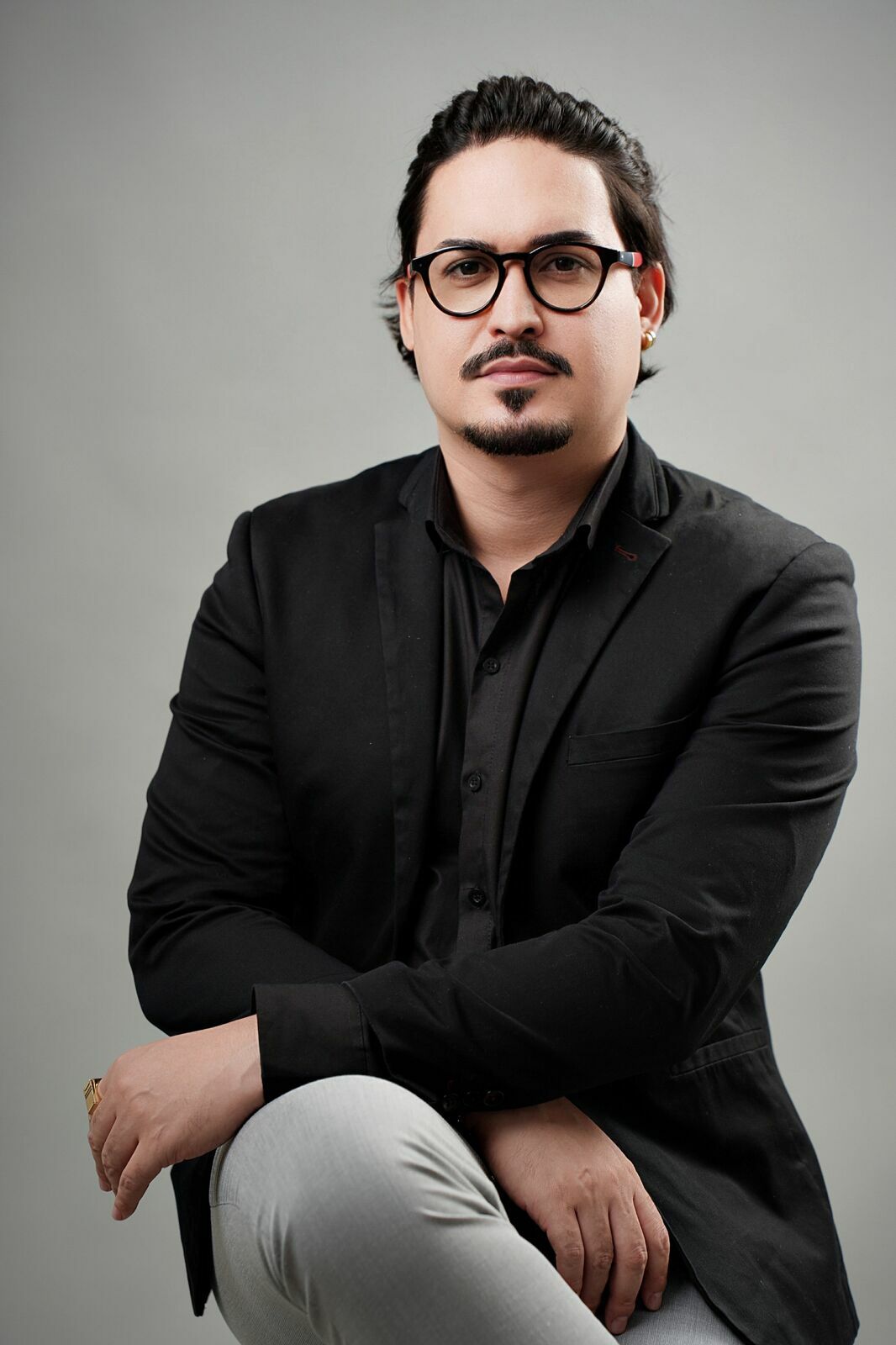 Foto 5 DICAS PARA FOTO CORPORATIVA DE HOMEM Foto 5 DICAS PARA FOTO CORPORATIVA DE HOMEM - Imagem 2